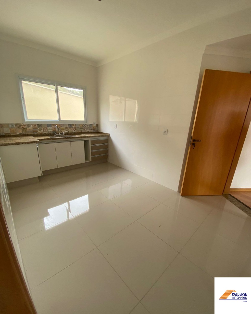 Apartamento à venda com 3 quartos, 125m² - Foto 6