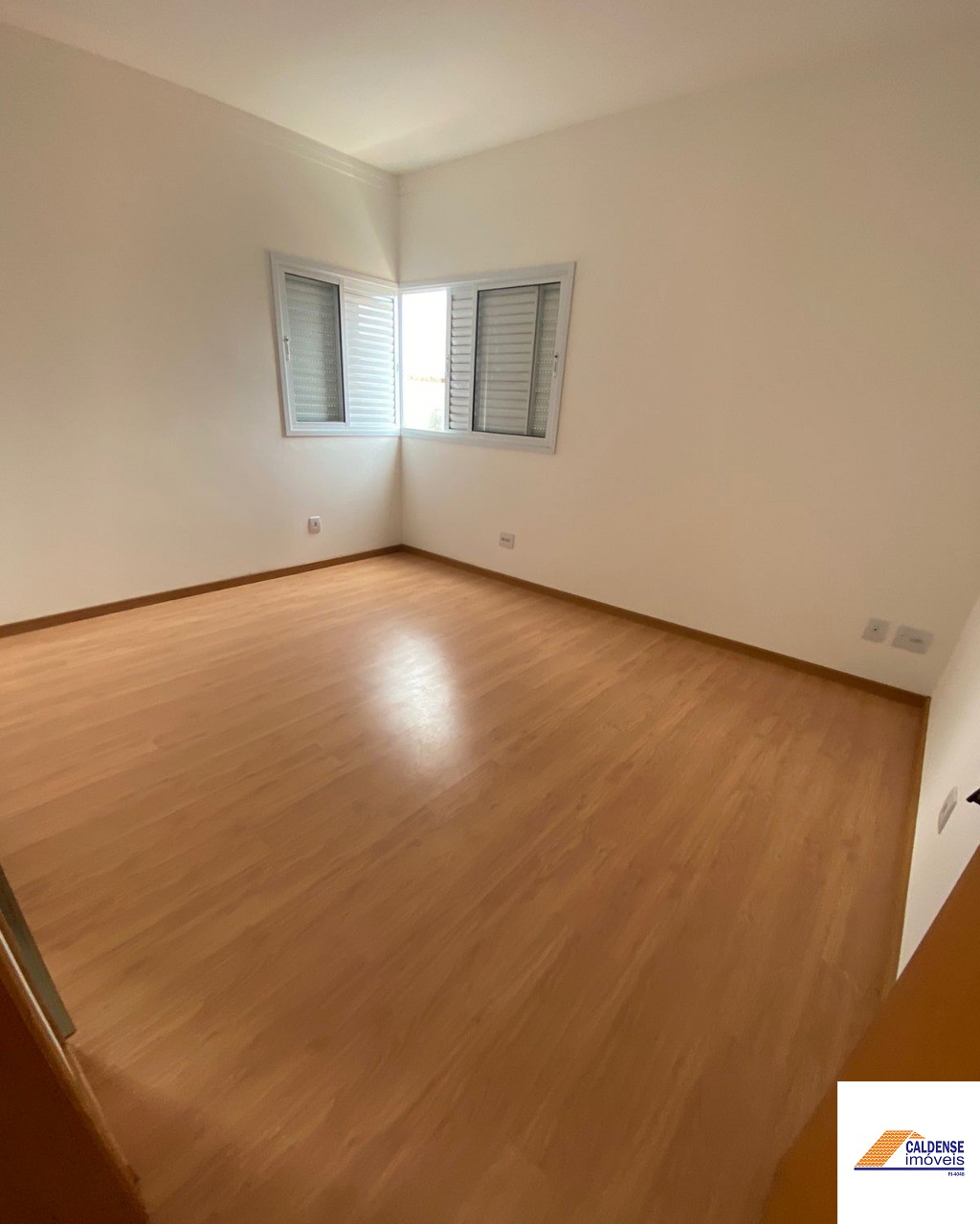 Apartamento à venda com 3 quartos, 125m² - Foto 8