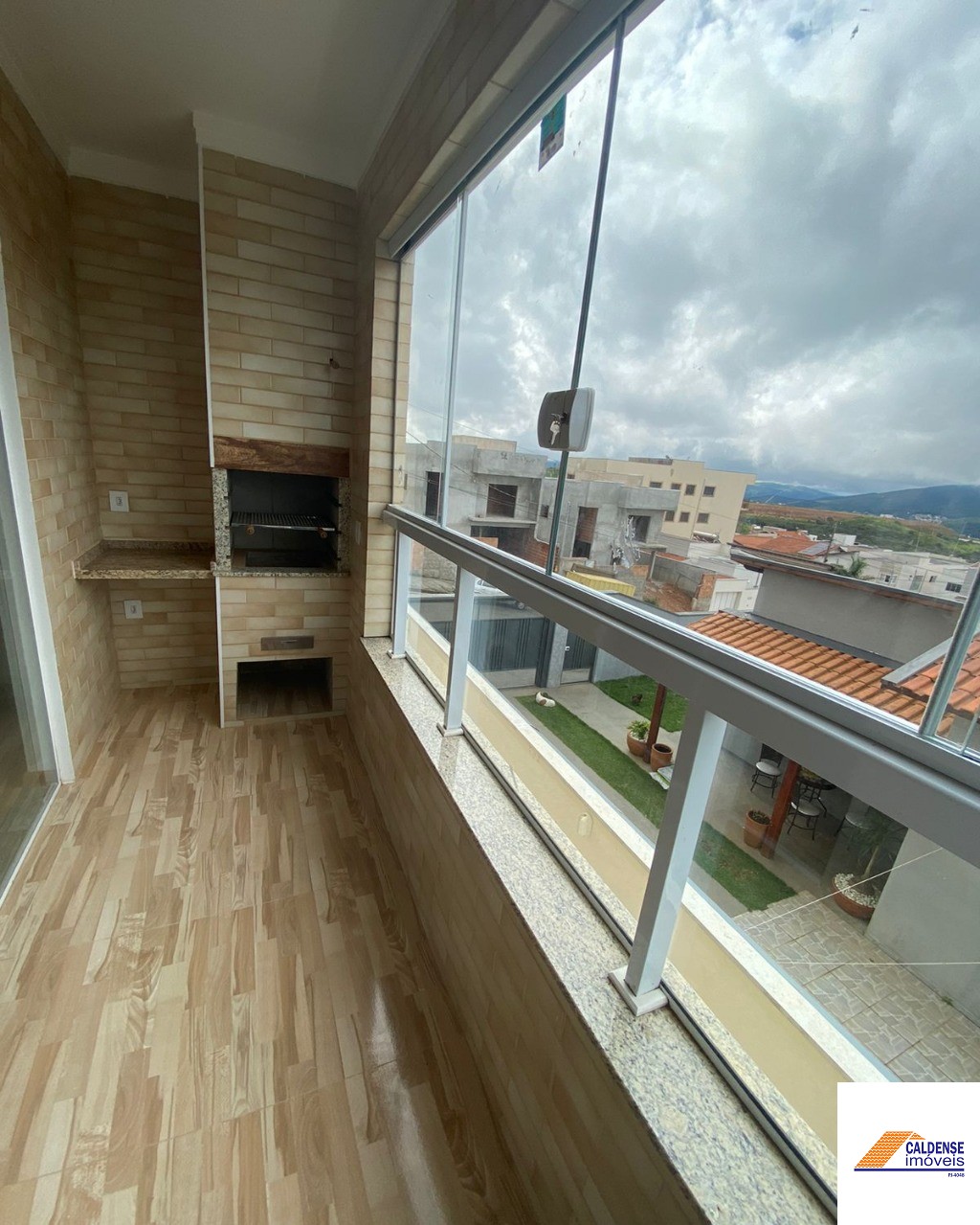 Apartamento à venda com 3 quartos, 125m² - Foto 4