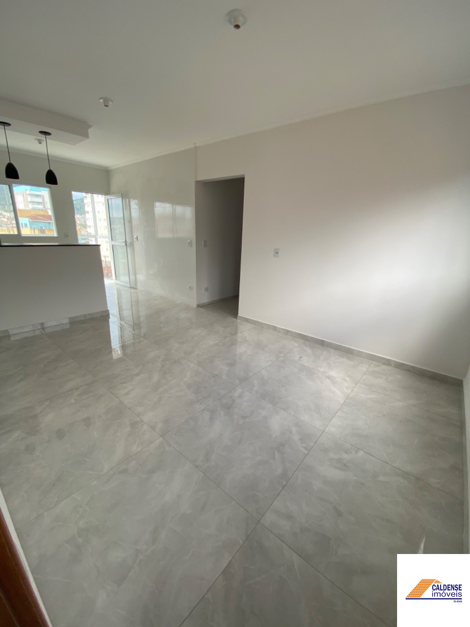 Apartamento à venda com 3 quartos, 75m² - Foto 2