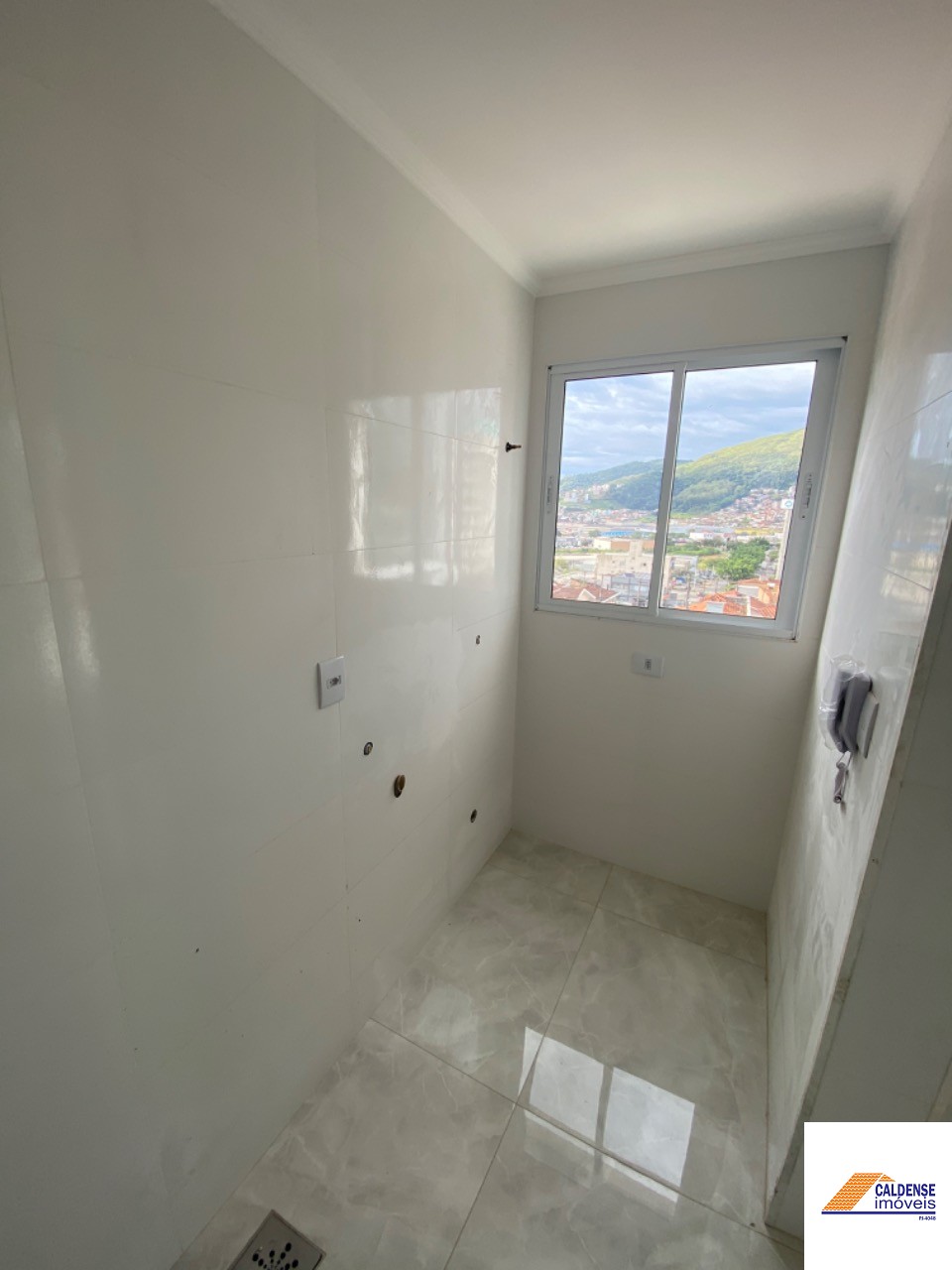 Apartamento à venda com 3 quartos, 75m² - Foto 5