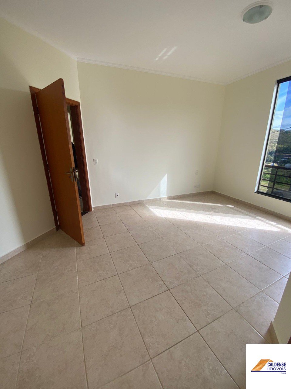 Apartamento à venda com 3 quartos, 120m² - Foto 9