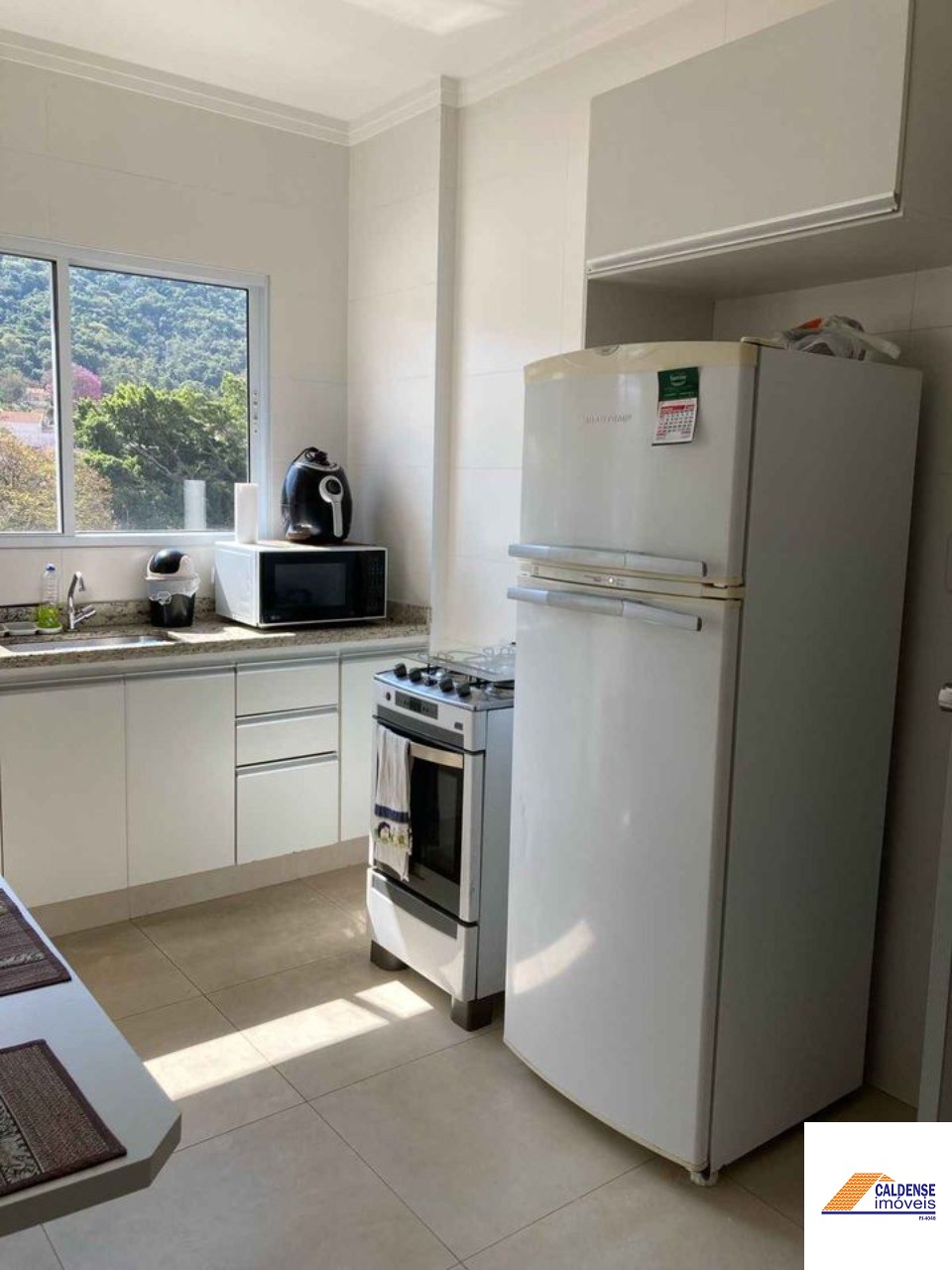 Apartamento à venda com 2 quartos, 65m² - Foto 10