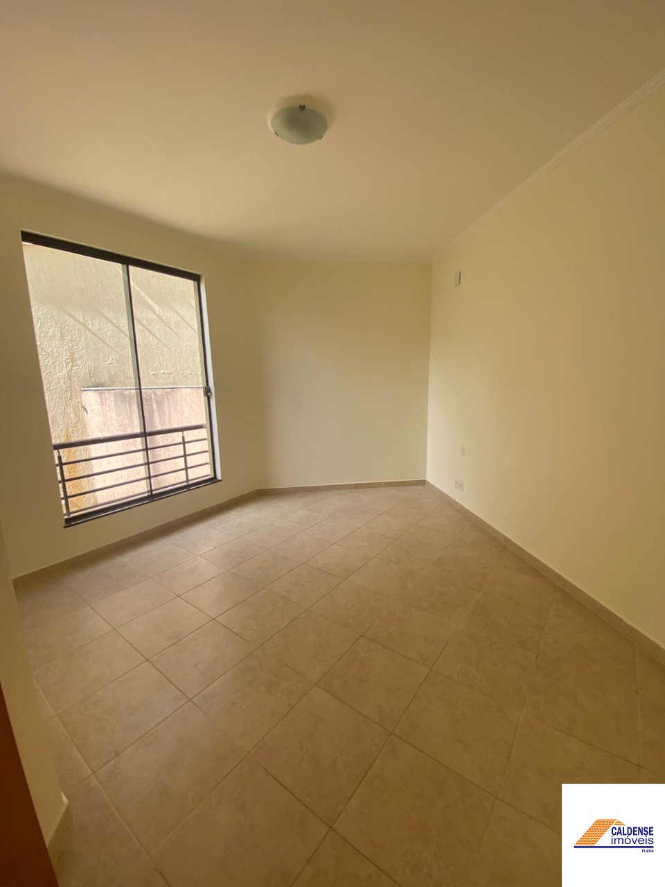 Apartamento à venda com 3 quartos, 120m² - Foto 3