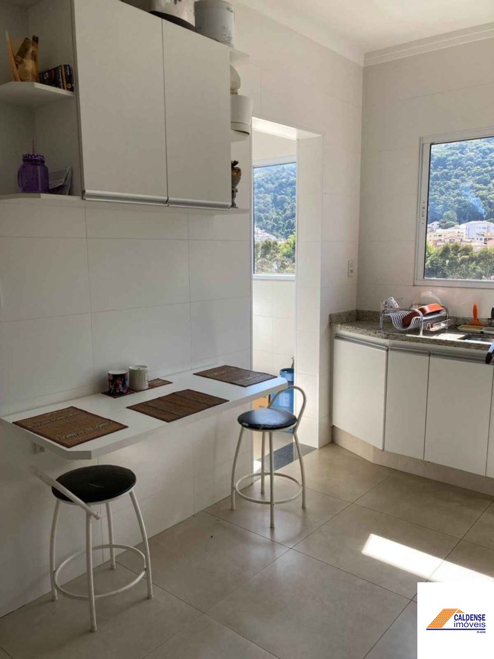 Apartamento à venda com 2 quartos, 65m² - Foto 9