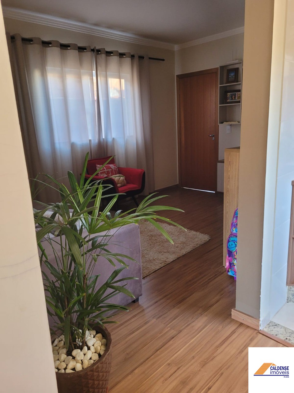 Apartamento à venda com 2 quartos, 80m² - Foto 2