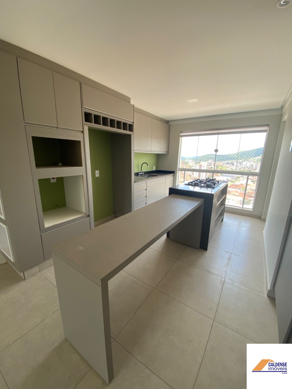 Apartamento à venda com 3 quartos, 133m² - Foto 5