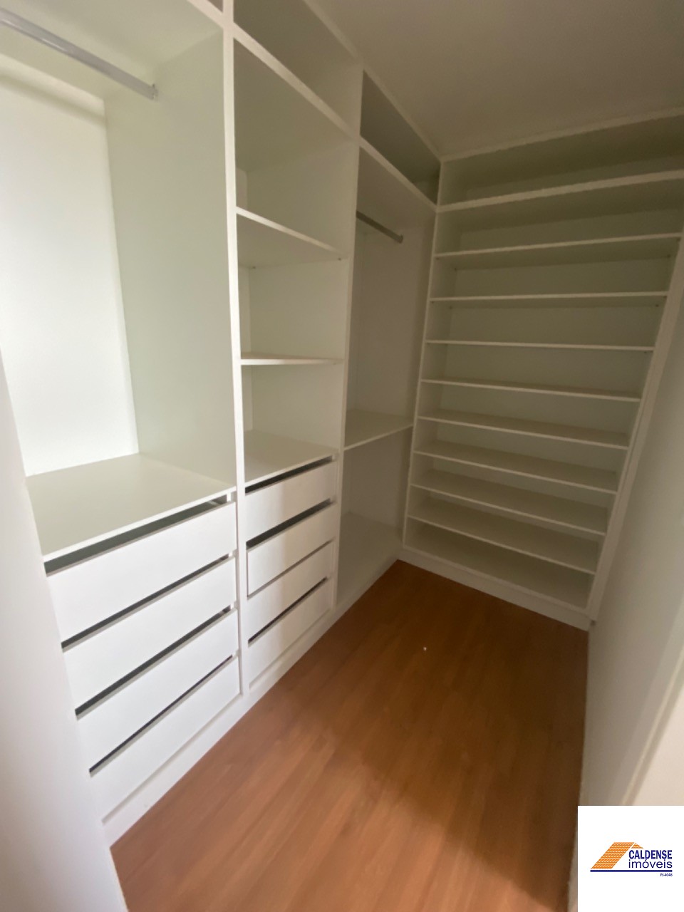 Apartamento à venda com 3 quartos, 133m² - Foto 10