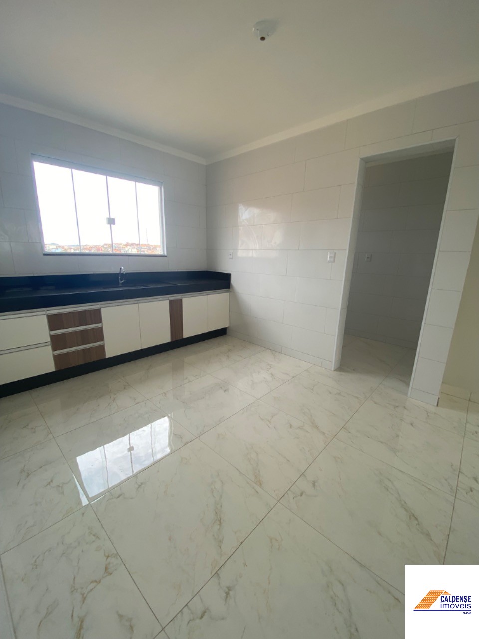 Apartamento à venda e aluguel com 2 quartos, 75m² - Foto 4