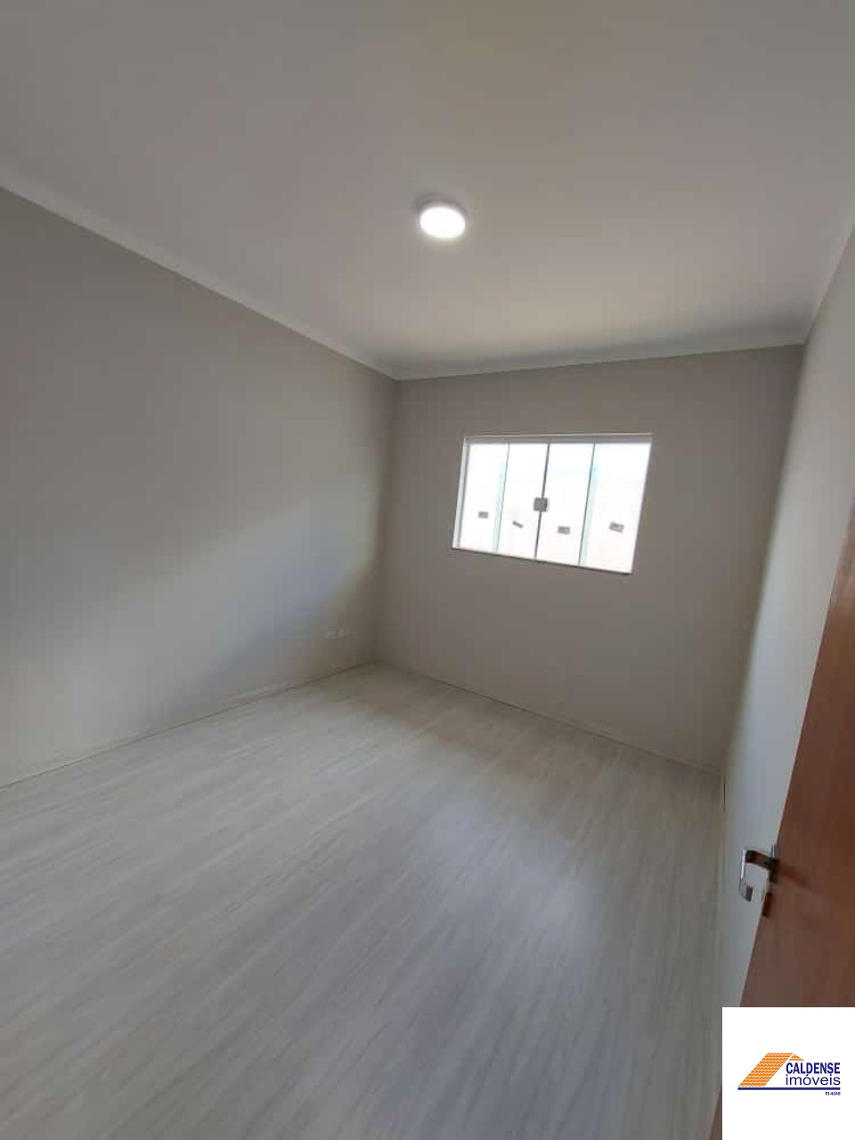 Casa à venda com 3 quartos, 126m² - Foto 9