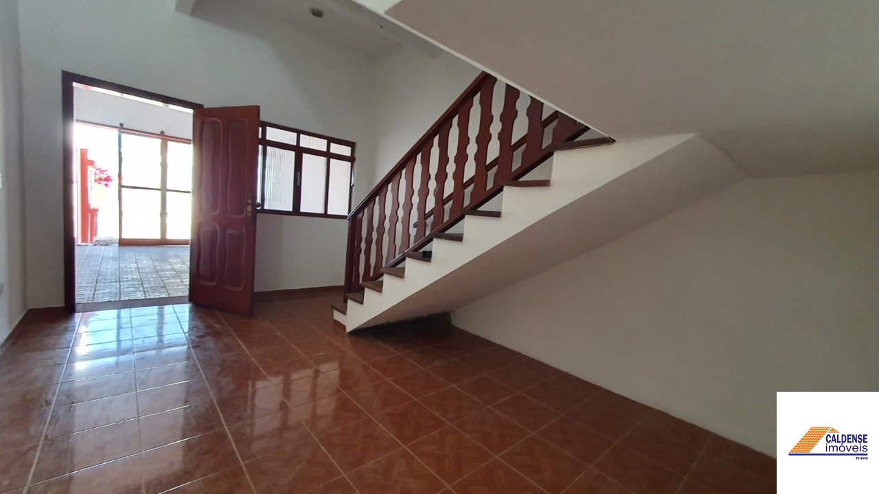 Casa à venda com 2 quartos, 358m² - Foto 13