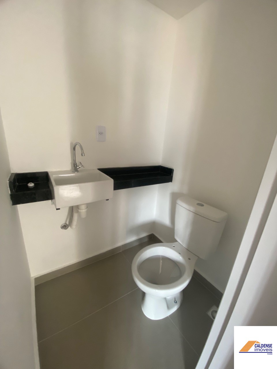 Apartamento à venda com 2 quartos, 65m² - Foto 14