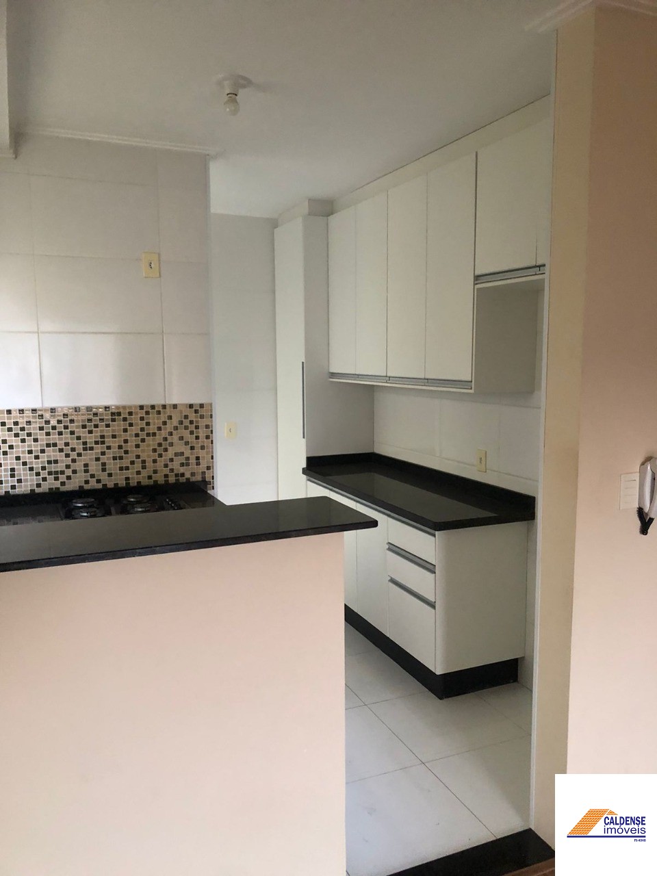 Apartamento à venda com 2 quartos, 75m² - Foto 5