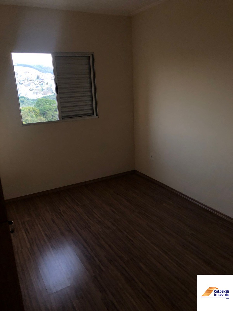 Apartamento à venda com 2 quartos, 75m² - Foto 8