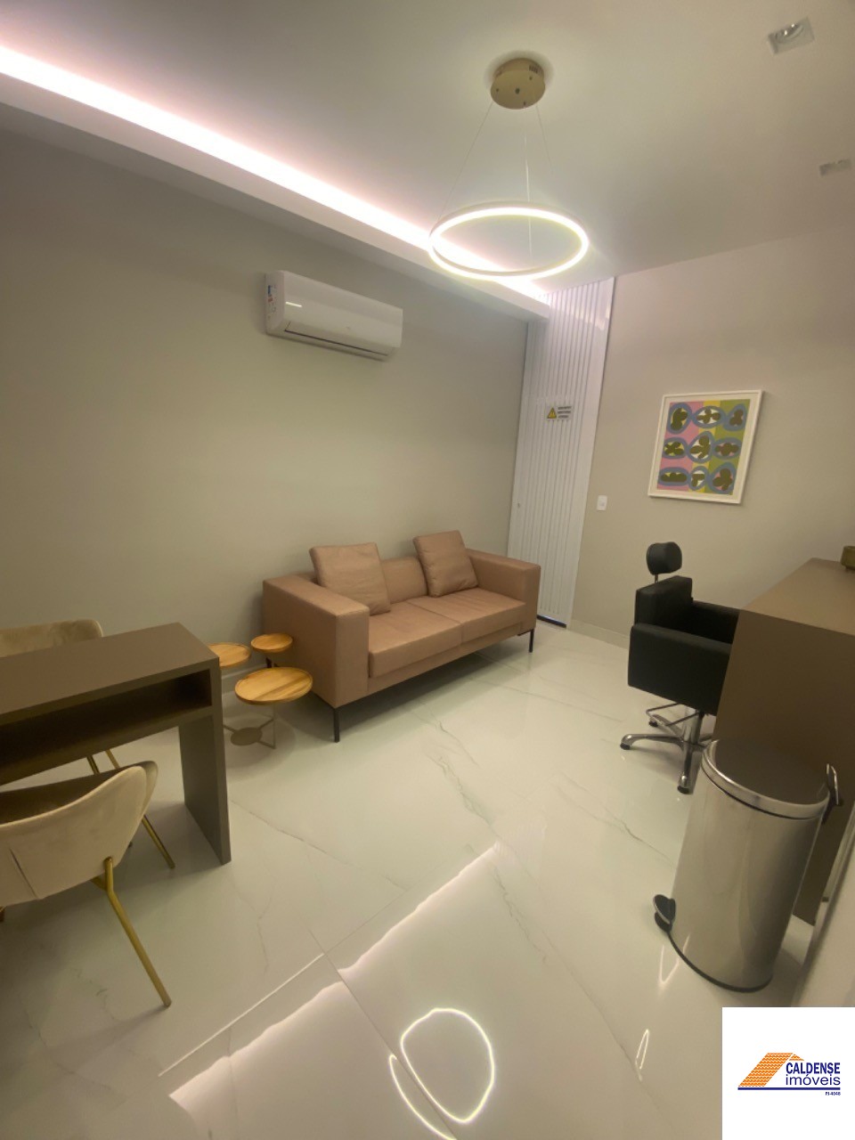 Apartamento à venda com 2 quartos, 65m² - Foto 5