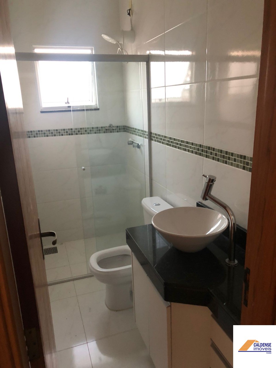 Apartamento à venda com 2 quartos, 75m² - Foto 11