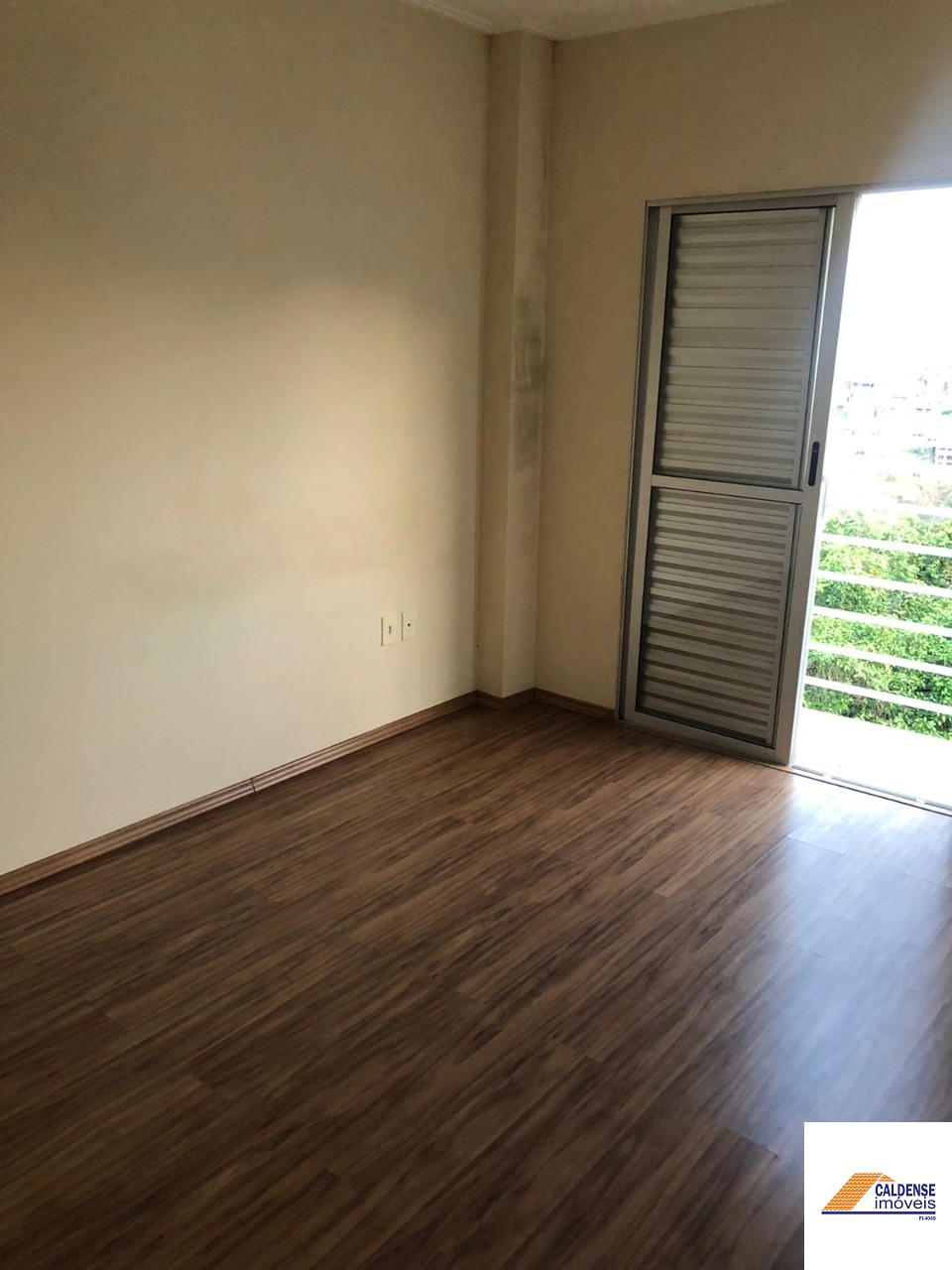 Apartamento à venda com 2 quartos, 75m² - Foto 10