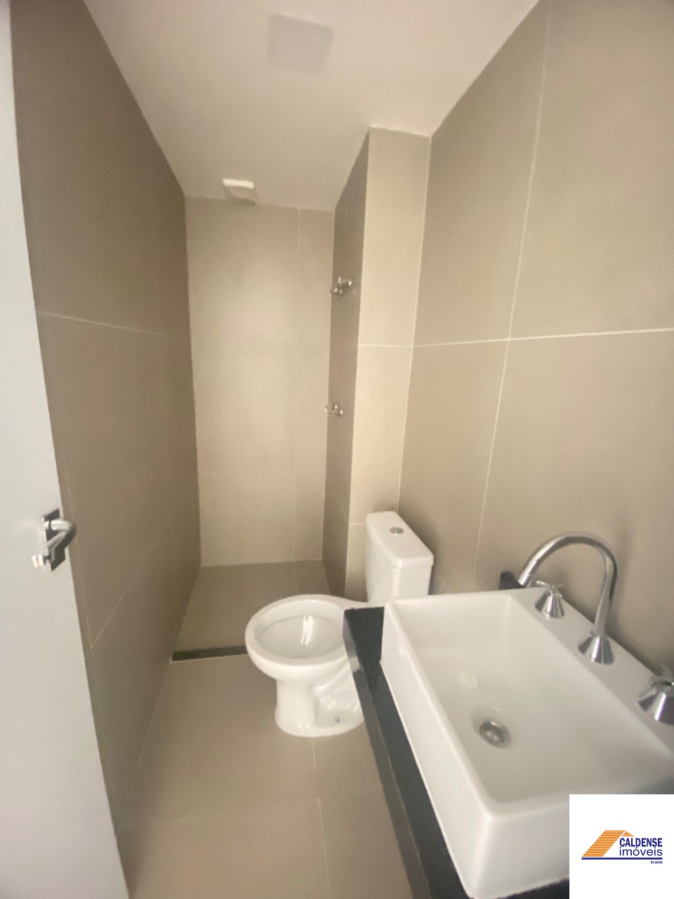 Apartamento à venda com 2 quartos, 65m² - Foto 18