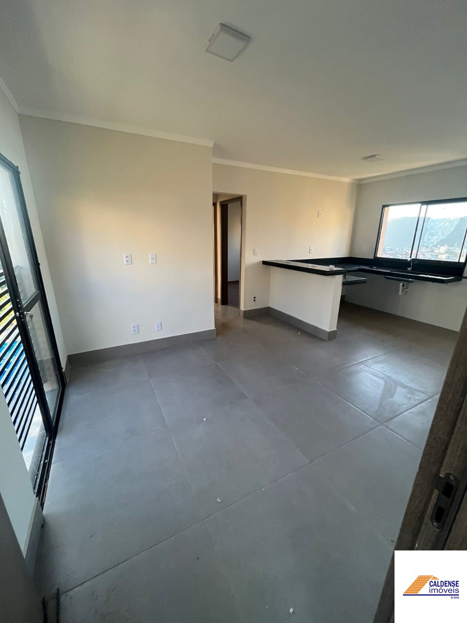 Apartamento à venda com 2 quartos, 58m² - Foto 6