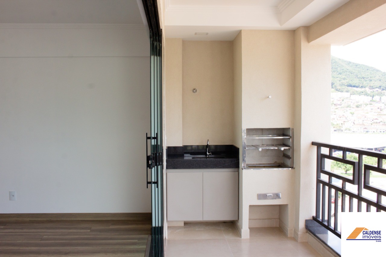 Apartamento à venda com 3 quartos, 125m² - Foto 17