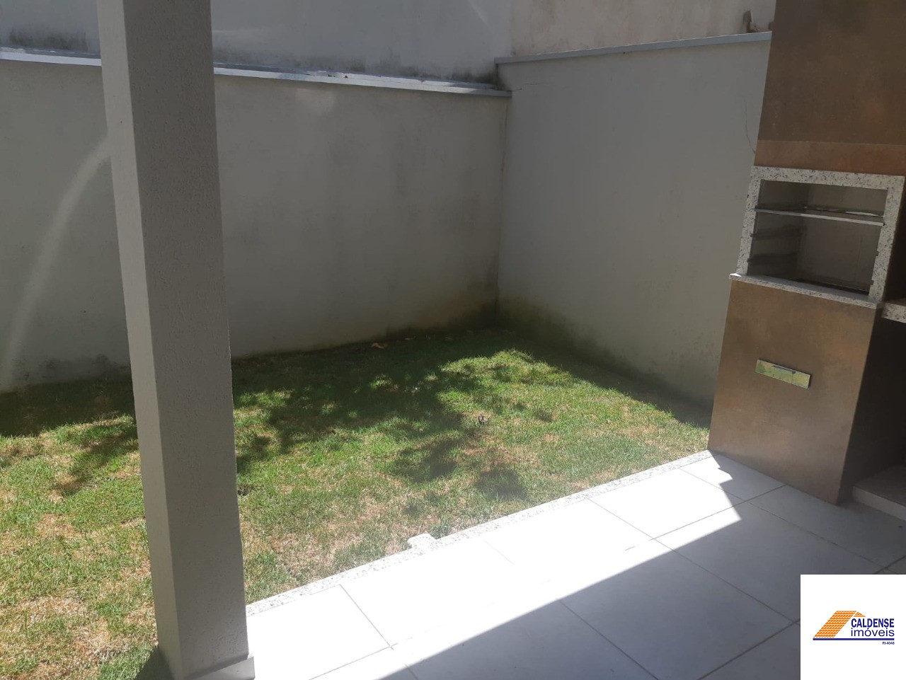 Casa à venda com 3 quartos, 100m² - Foto 23