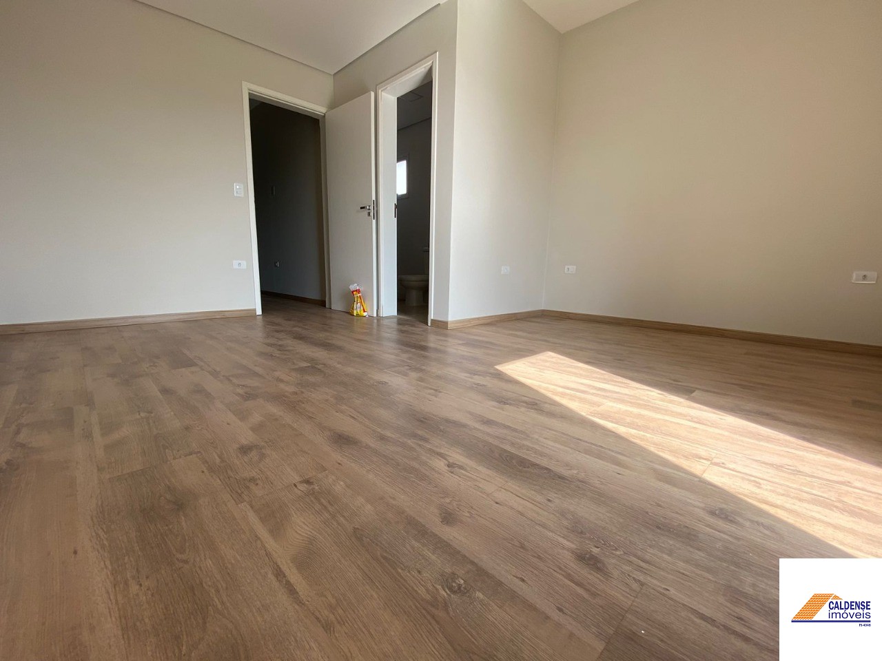 Casa à venda com 3 quartos, 143m² - Foto 13