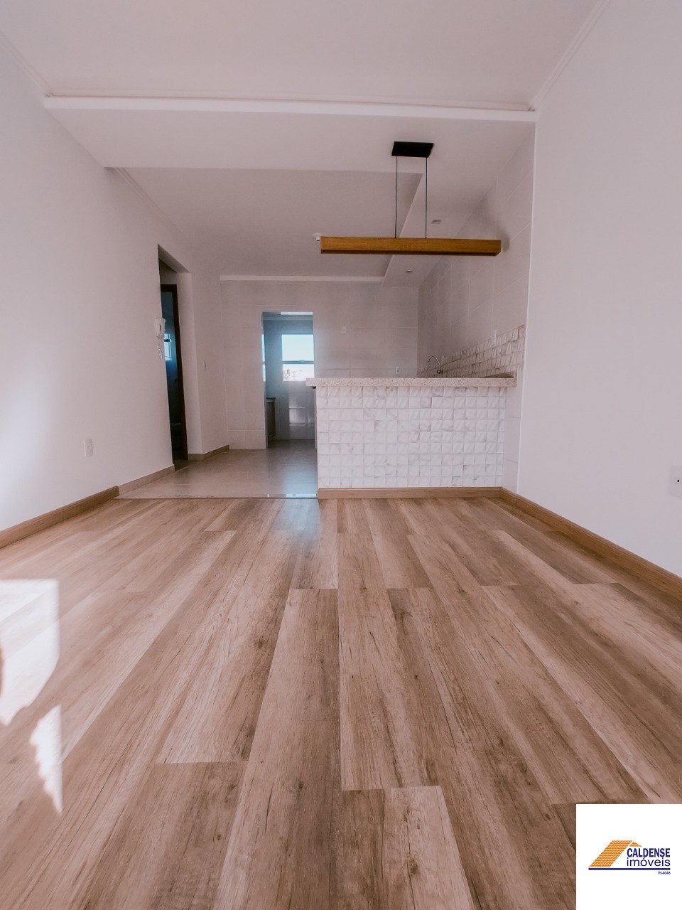 Apartamento à venda com 2 quartos, 80m² - Foto 2