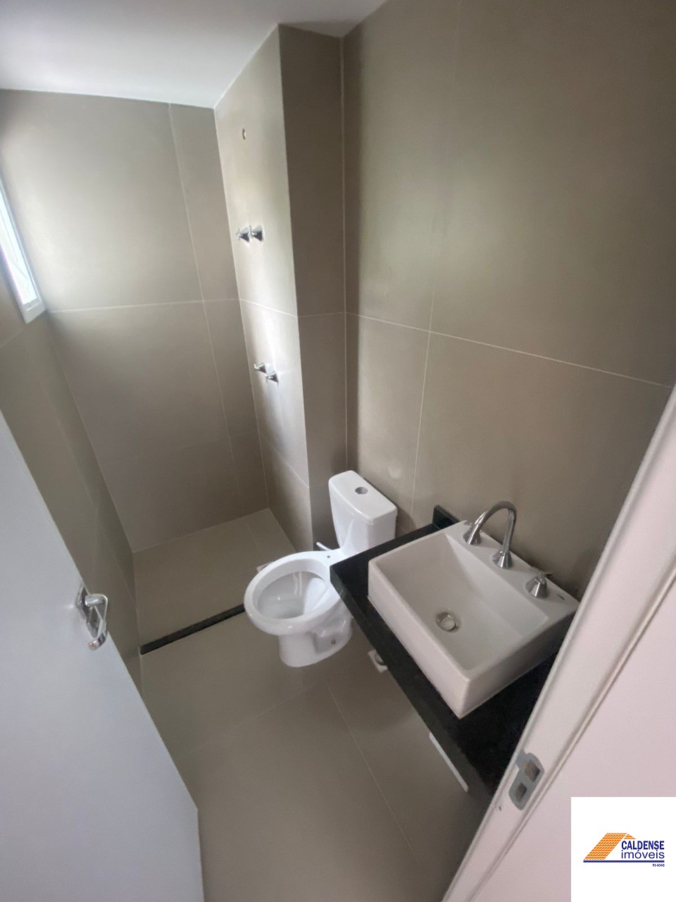 Apartamento para alugar com 2 quartos, 65m² - Foto 48