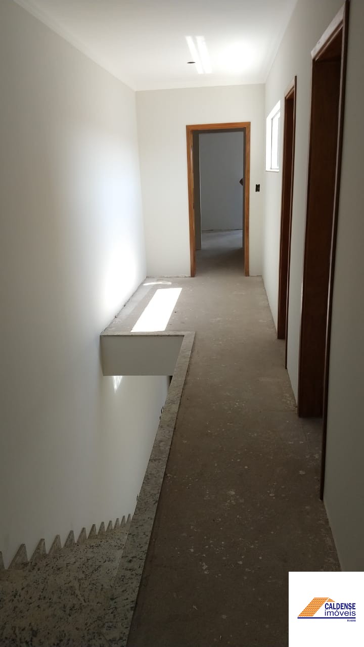 Casa à venda com 3 quartos, 160m² - Foto 11