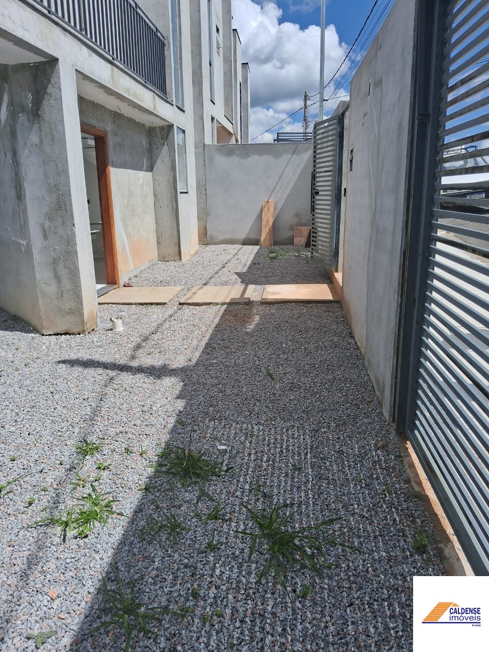 Casa à venda com 2 quartos, 118m² - Foto 11