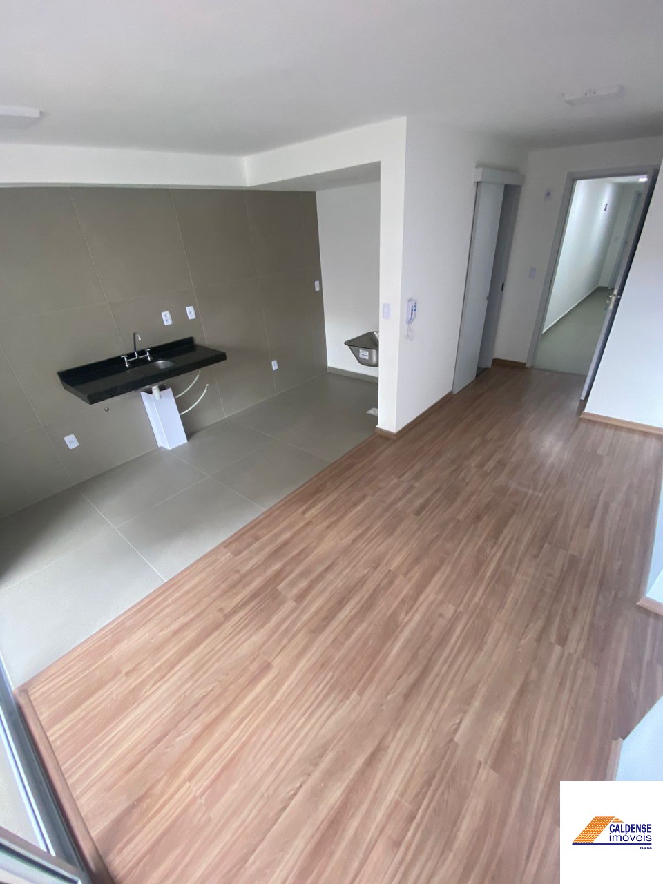 Apartamento para alugar com 2 quartos, 65m² - Foto 43