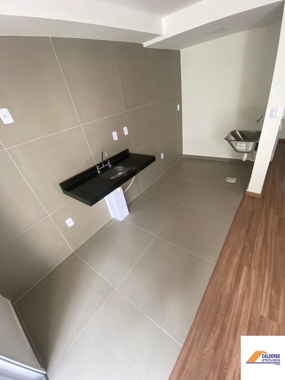 Apartamento para alugar com 2 quartos, 65m² - Foto 42