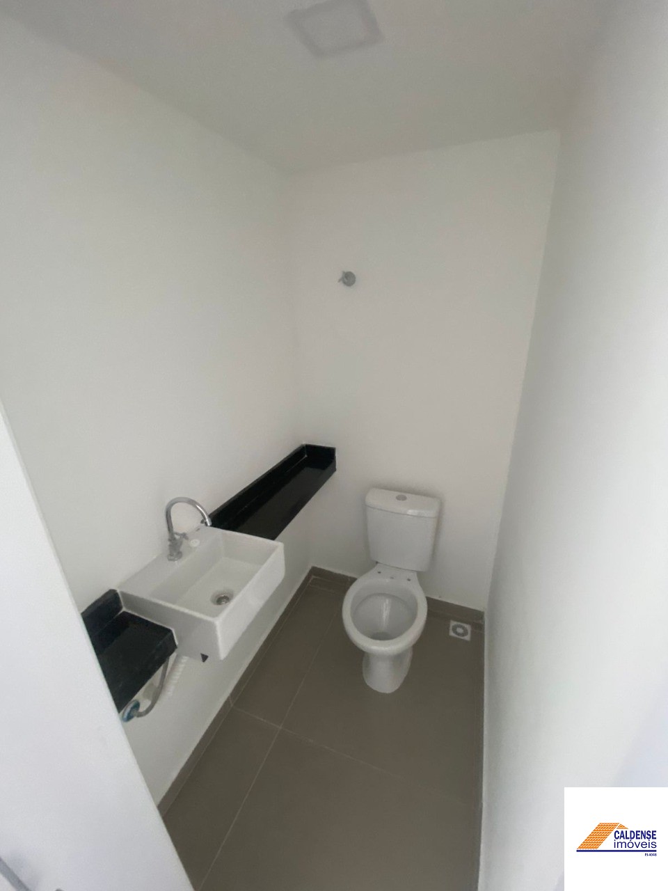 Apartamento para alugar com 2 quartos, 65m² - Foto 53