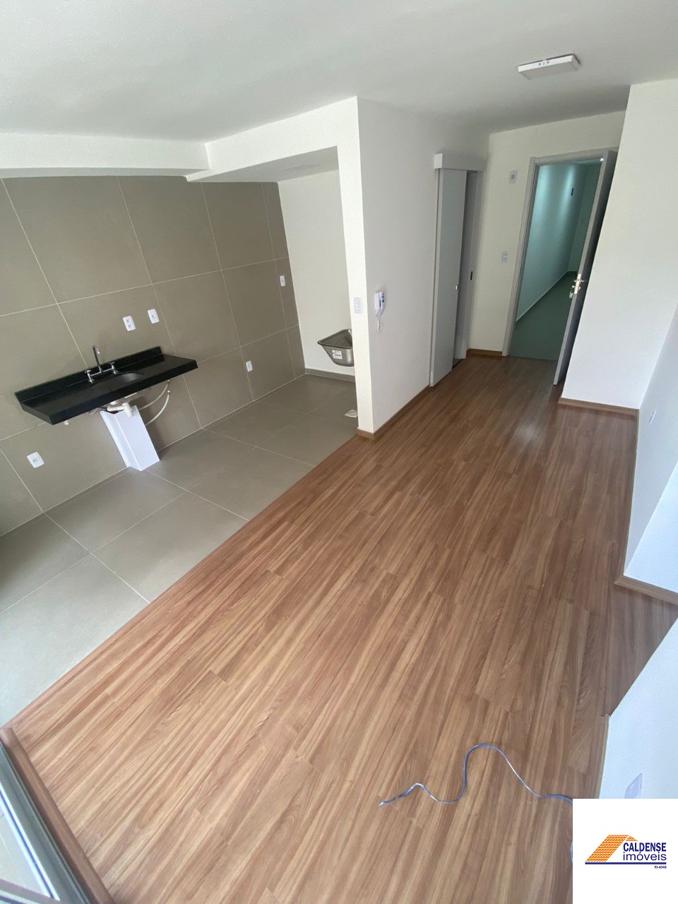 Apartamento para alugar com 2 quartos, 65m² - Foto 41