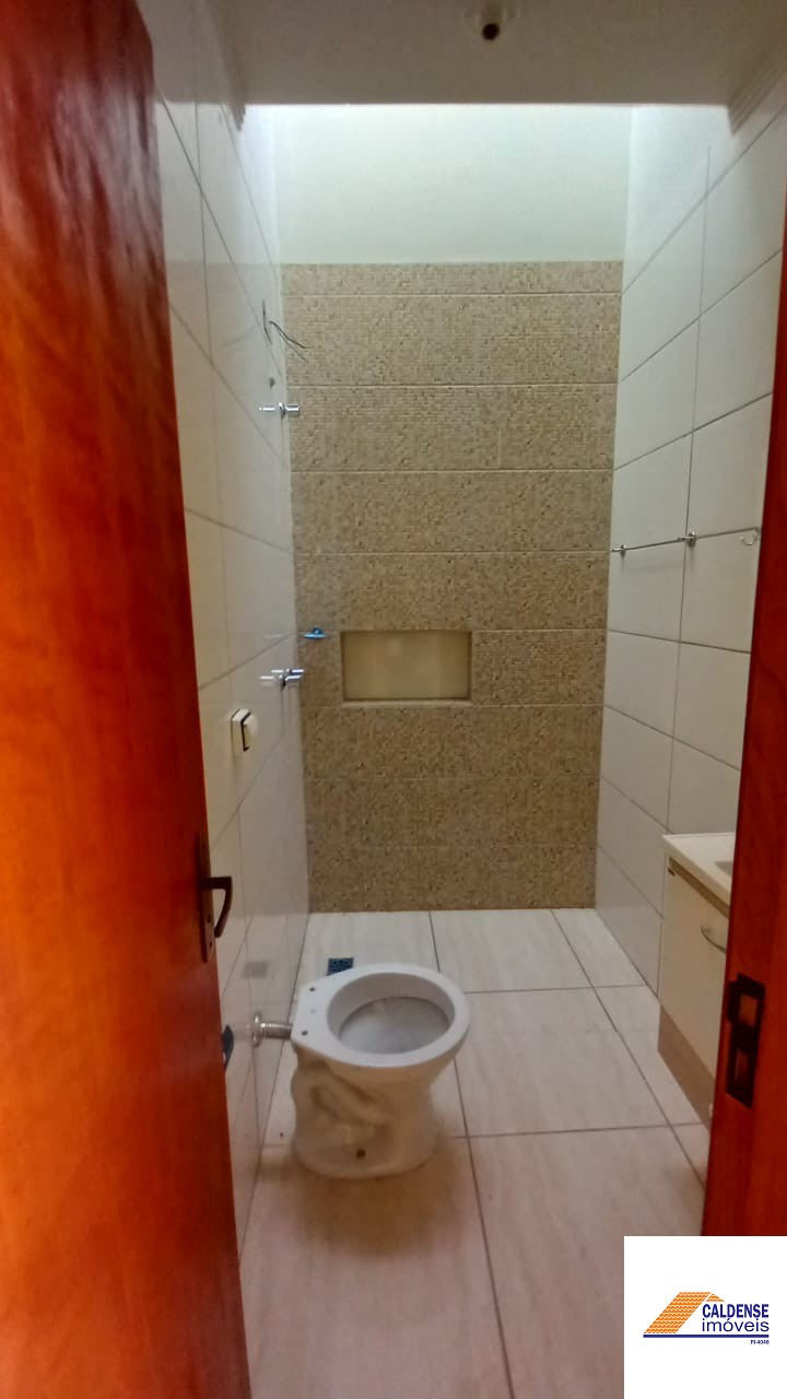 Casa à venda com 2 quartos, 90m² - Foto 6