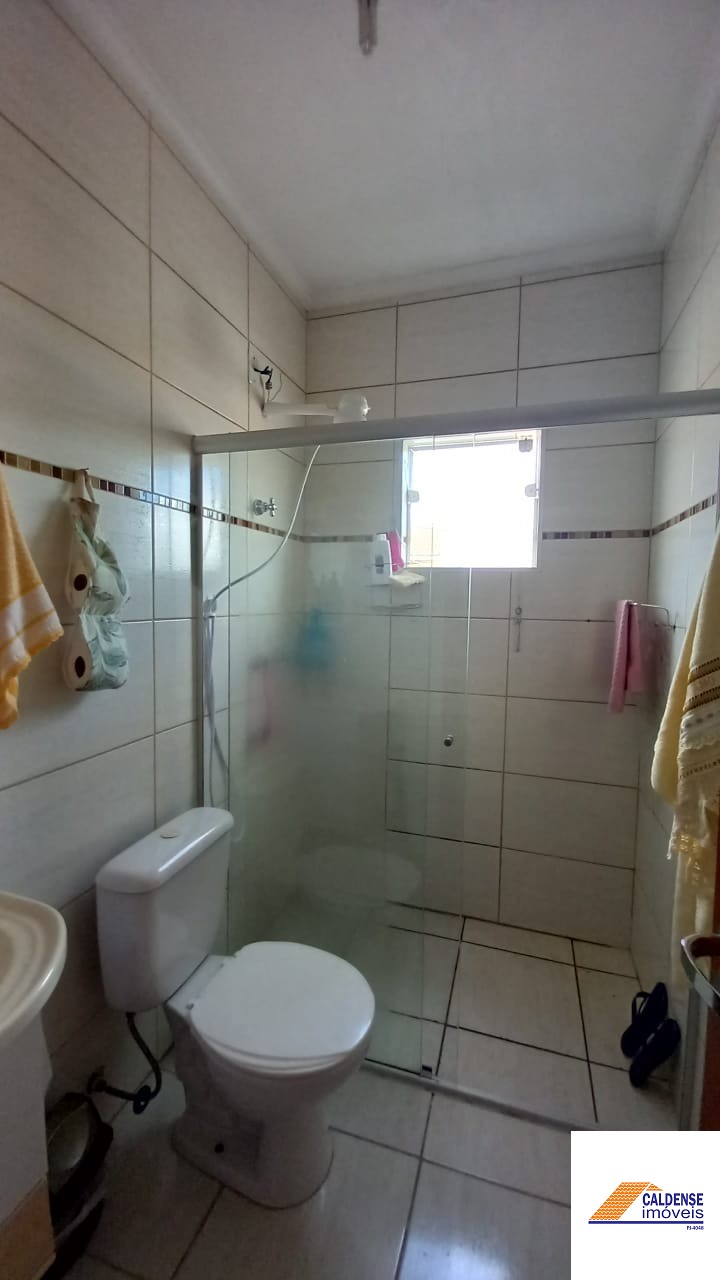 Apartamento à venda com 2 quartos, 60m² - Foto 2