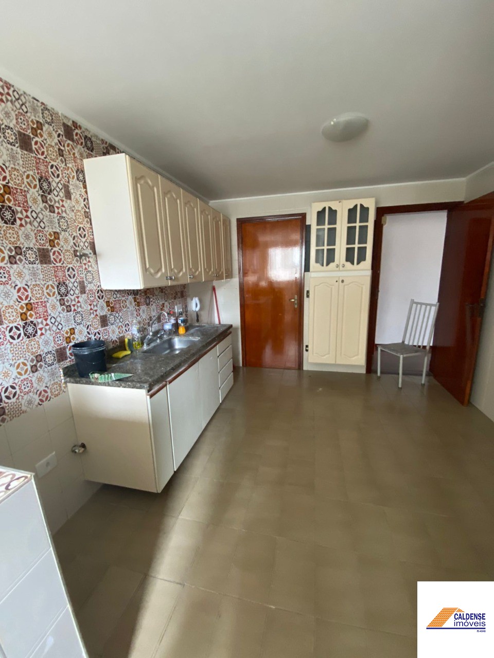 Apartamento à venda com 3 quartos, 110m² - Foto 9