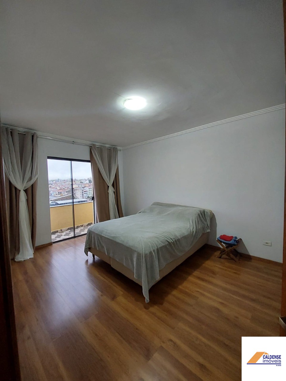 Apartamento à venda com 2 quartos, 80m² - Foto 5