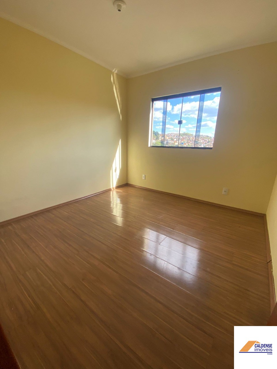 Apartamento para alugar com 3 quartos, 117m² - Foto 11