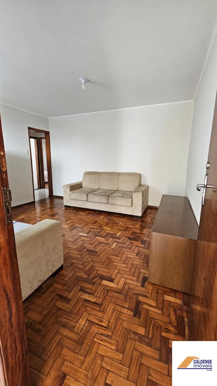 Apartamento à venda com 2 quartos, 100m² - Foto 1