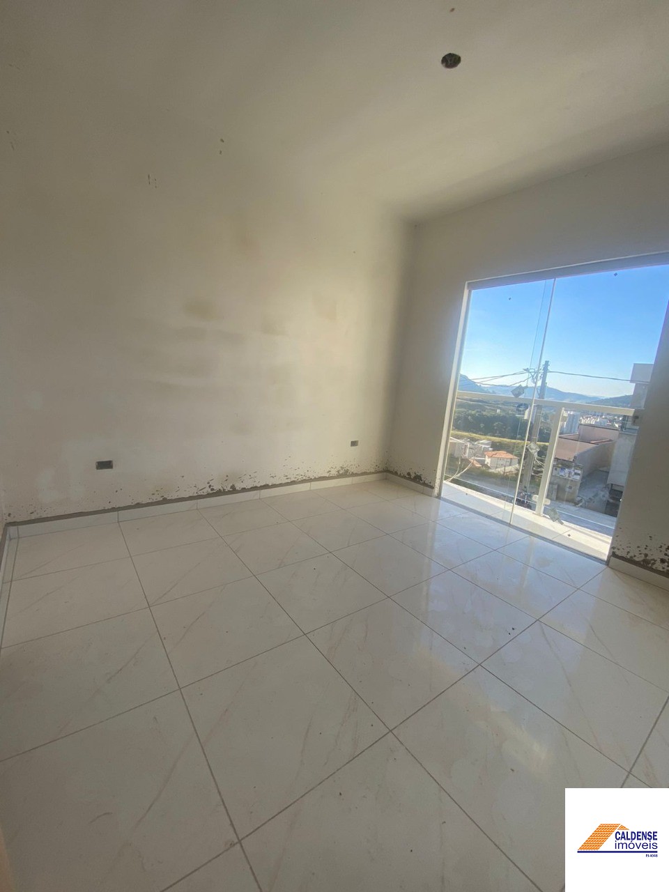 Apartamento à venda com 2 quartos, 60m² - Foto 5