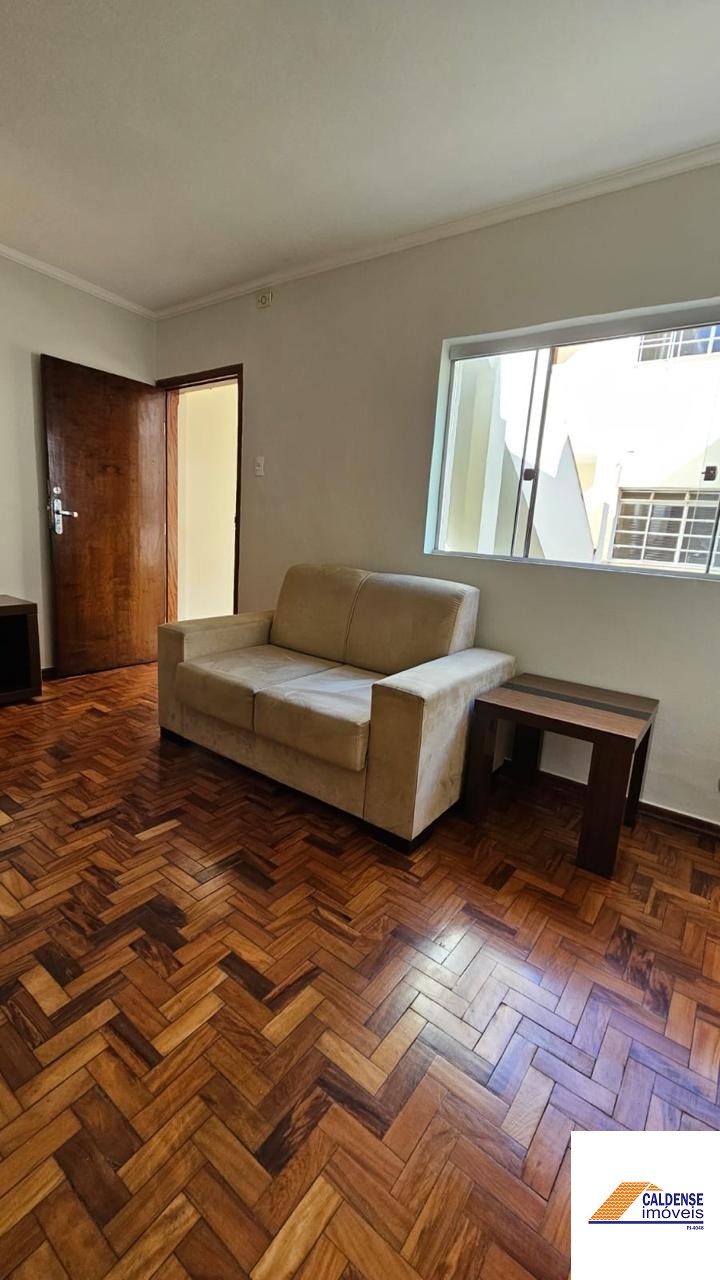 Apartamento à venda com 2 quartos, 100m² - Foto 2