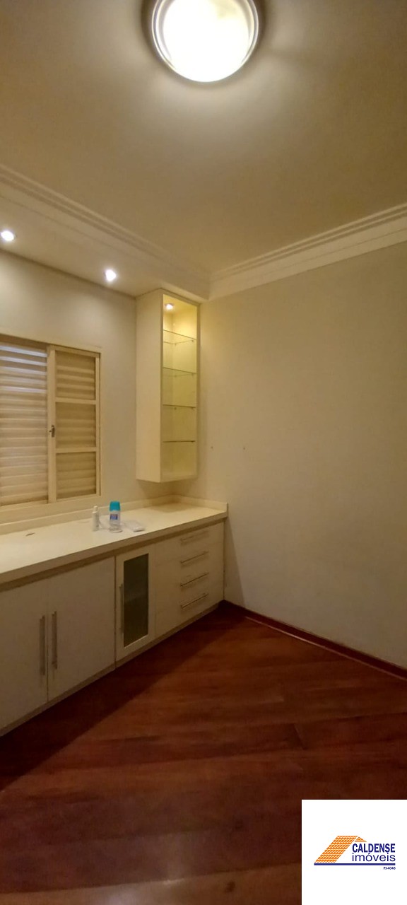 Casa à venda com 3 quartos, 161m² - Foto 5