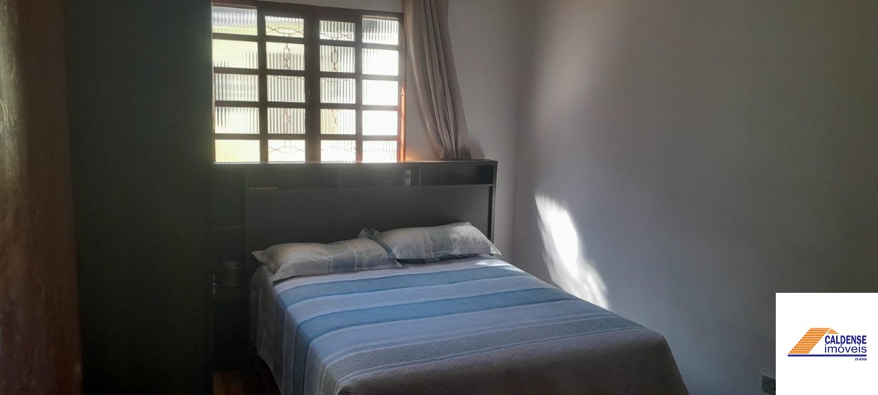 Casa à venda com 3 quartos, 80m² - Foto 4