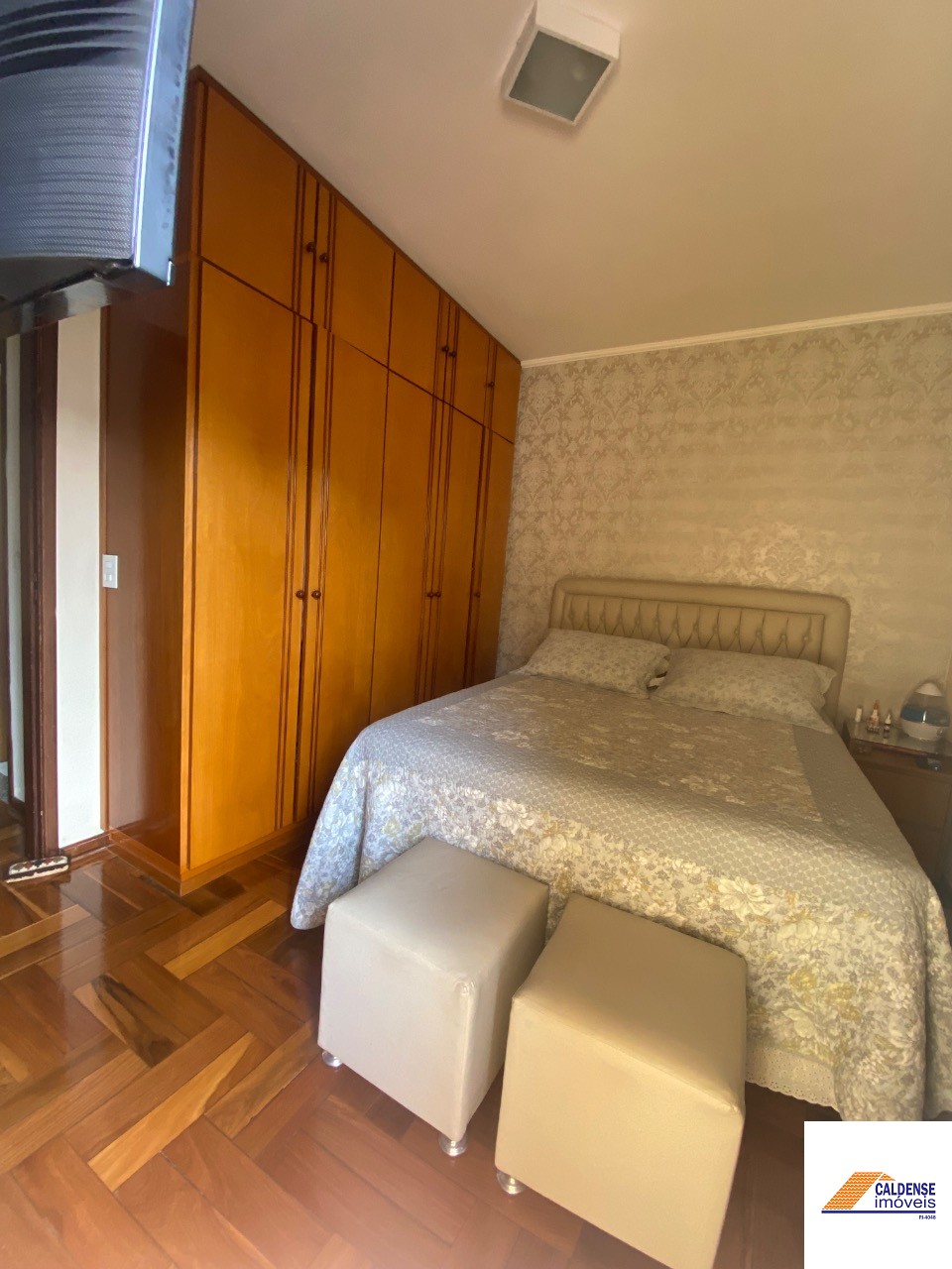 Apartamento à venda com 2 quartos, 64m² - Foto 5