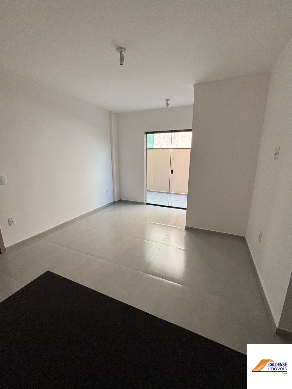 Apartamento à venda com 2 quartos, 55m² - Foto 4