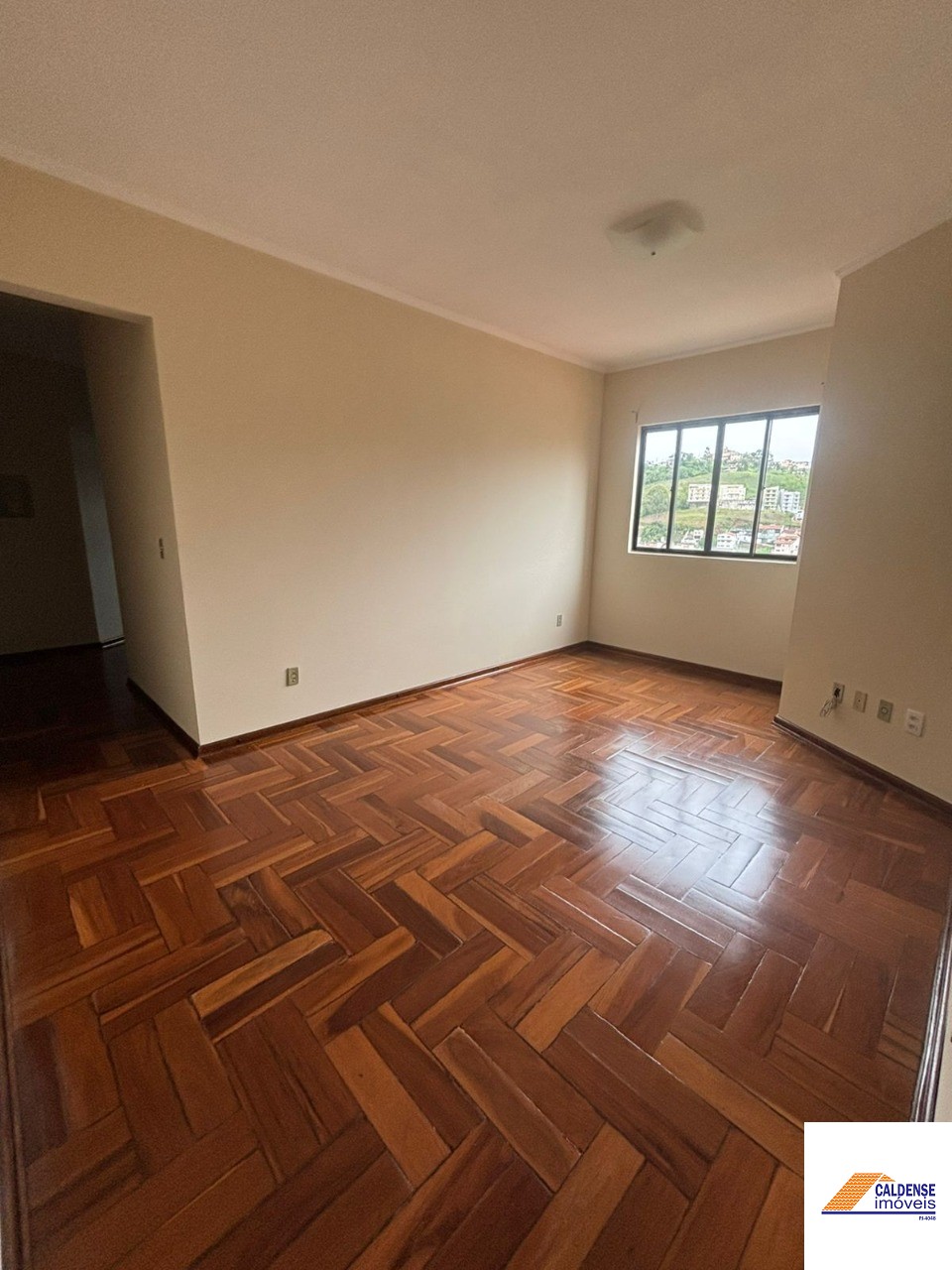 Apartamento para alugar com 2 quartos, 65m² - Foto 3