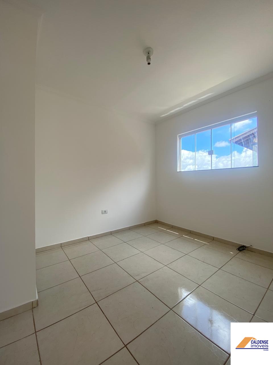 Apartamento para alugar com 2 quartos, 80m² - Foto 2