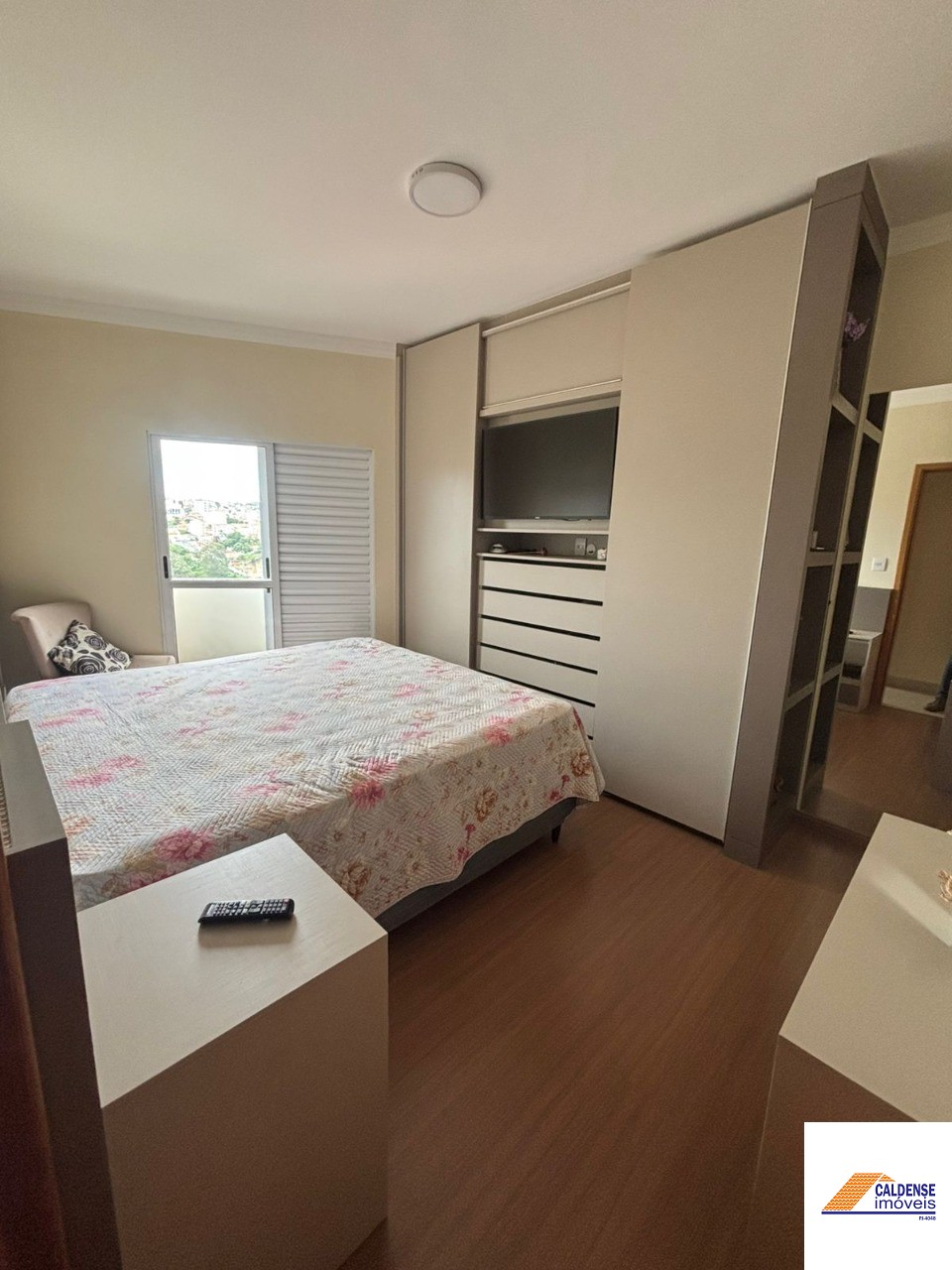 Apartamento à venda e aluguel com 3 quartos, 90m² - Foto 12