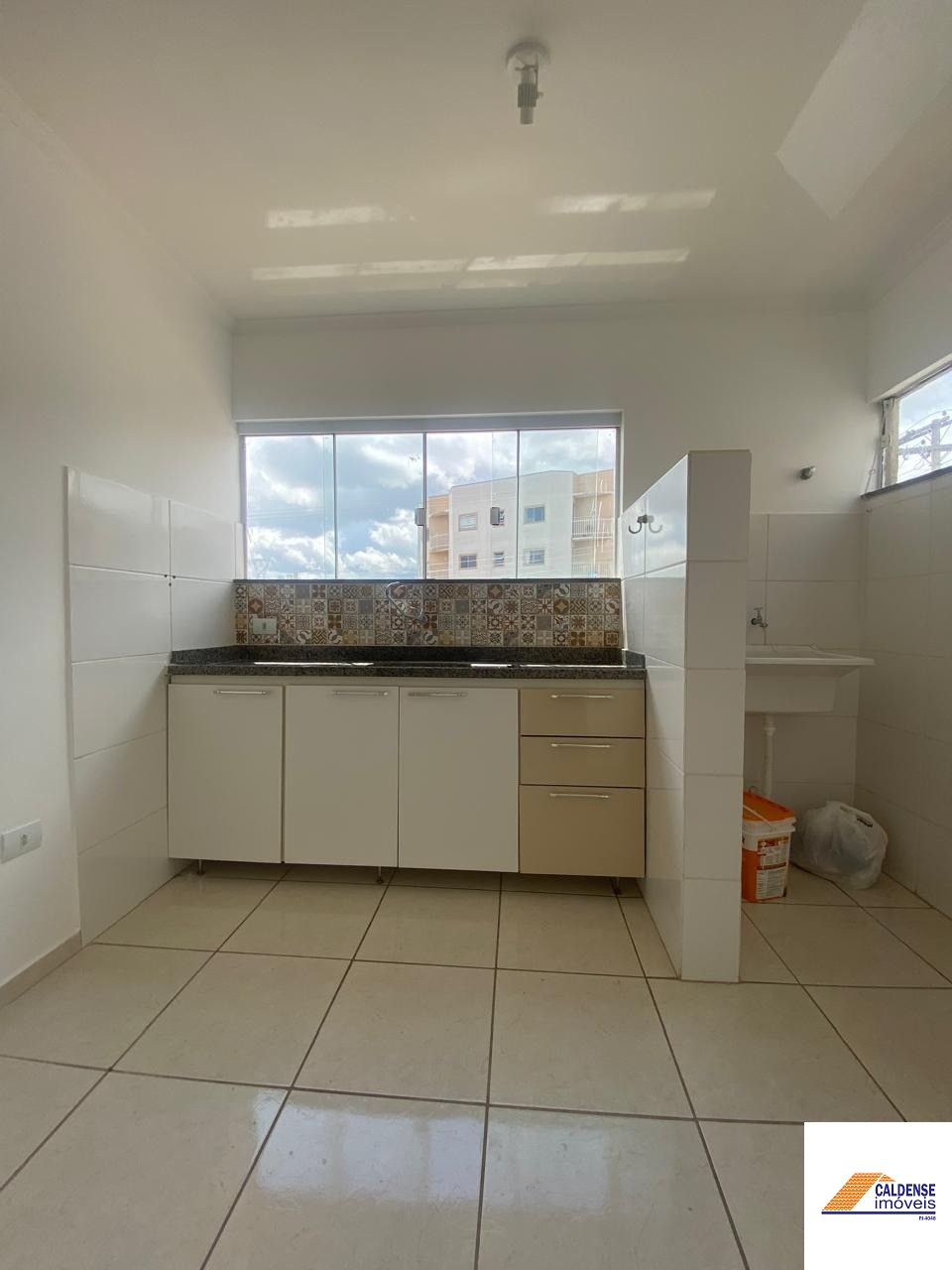 Apartamento para alugar com 2 quartos, 80m² - Foto 6